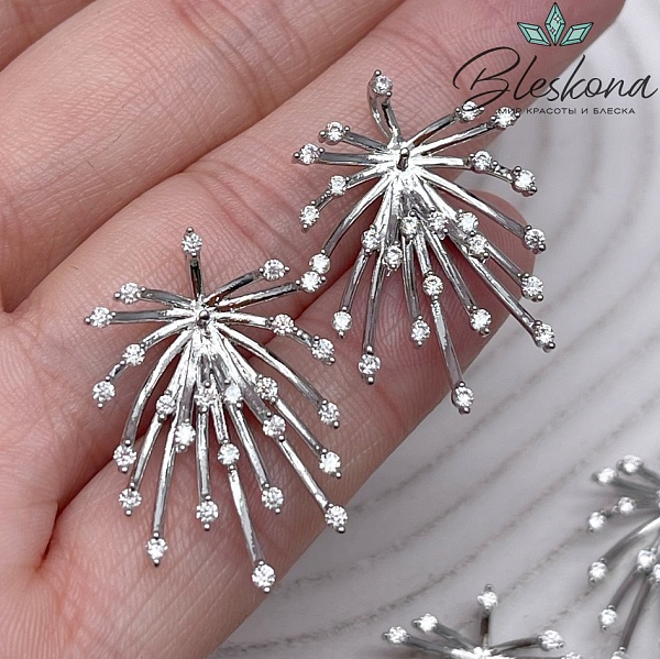 29*18,9 мм Цвет серебро, Подвеска цветок с цирконами под вклейку