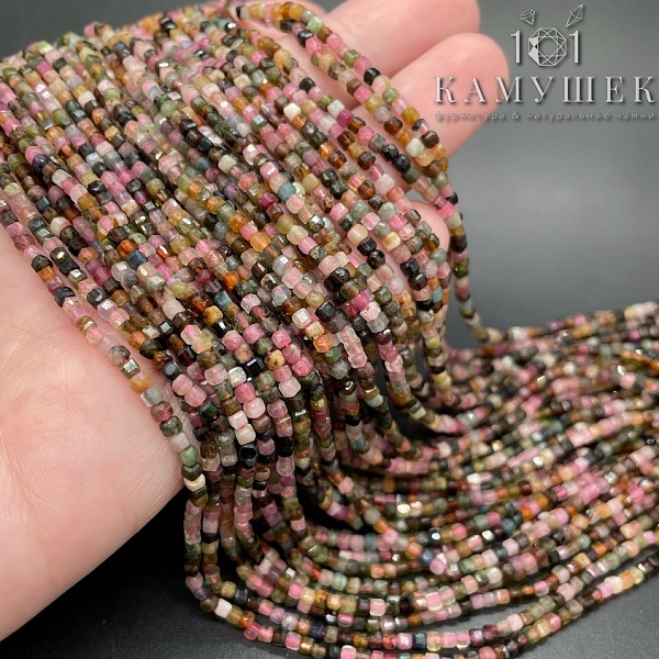 Турмалин куб 2*2мм №1