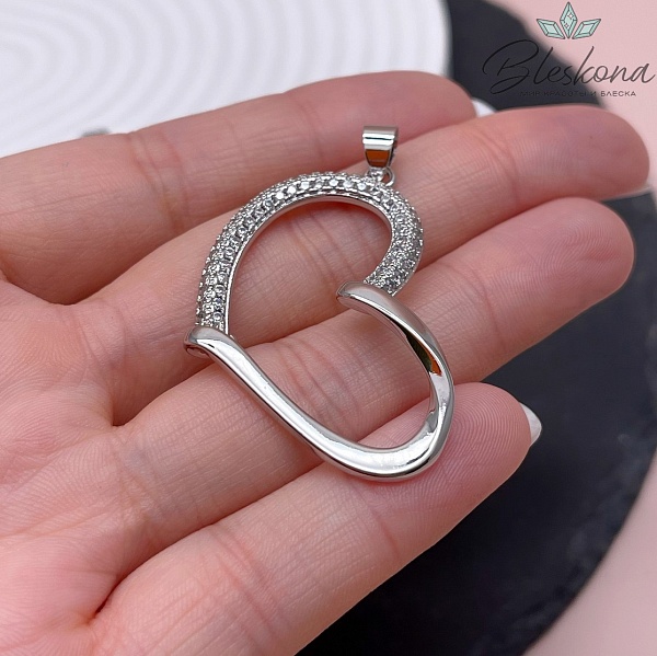 38*27 мм Цвет серебро, Подвеска Сердце цирконы