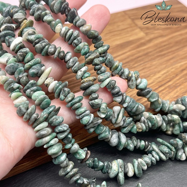 Крошка Берилл зеленый Бразилия ширина бусин ~ 6-9 мм