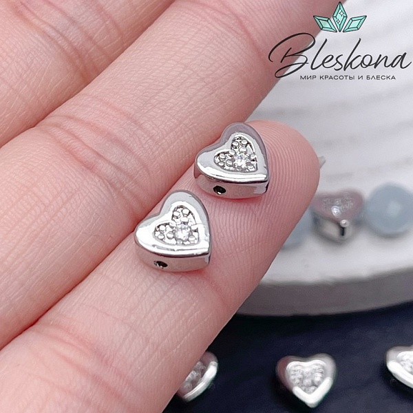 7*7,7мм Цвет серебро, Бусина Сердце цирконы 