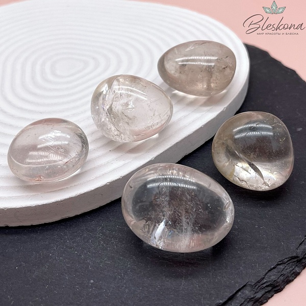 Горный хрусталь галтовка 30-32 мм