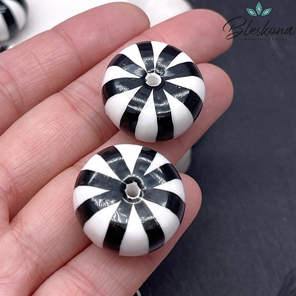 14*23 мм Бусина Бублик белый черные полосы