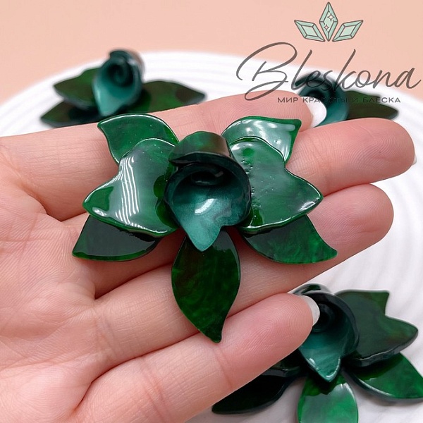 45*50 мм Подвеска цветок цвет темно- зеленый перламутр