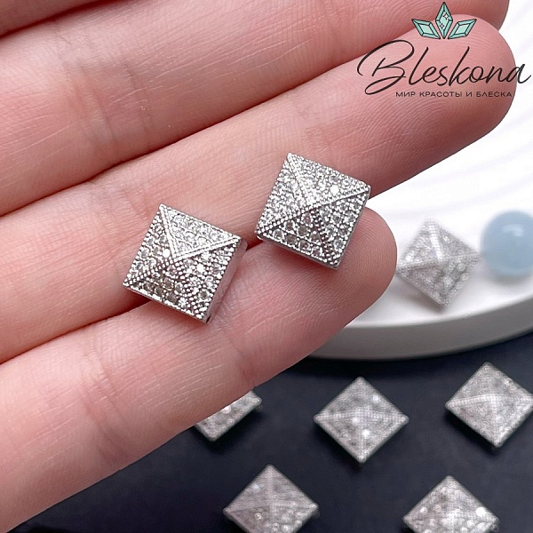 13,5*10 мм Цвет серебро, Бусина ромб плоский цирконы