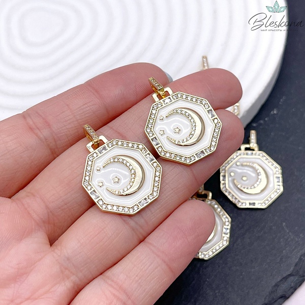 23*20 мм,Цвет золото, Подвеска Полумесяц с белой эмалью цирконы