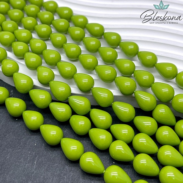 Жемчуг Майорка капля цвет светло-зеленый 14*10 мм