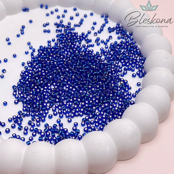 Бисер TOHO round 11/0 цвет №28 (оттенок синего)