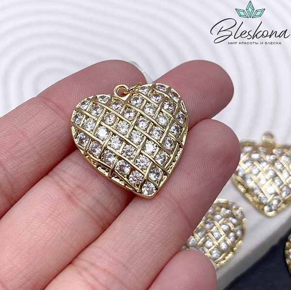 26*25 мм Цвет золото, Подвеска сердце с цирконами 
