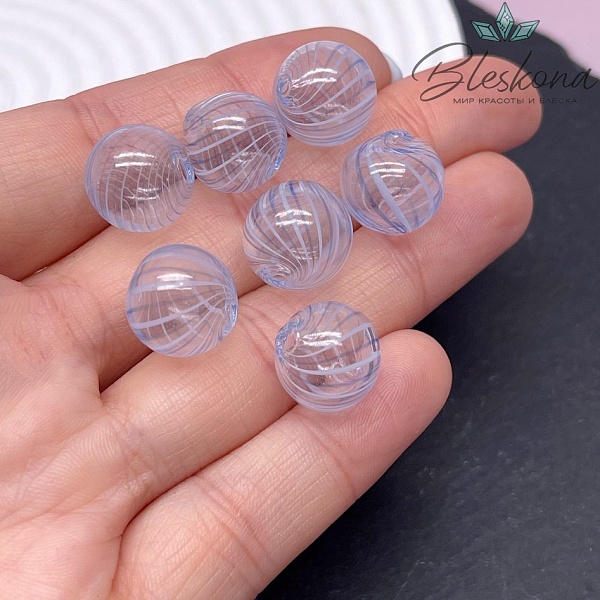 13 мм Бусина шар стекло прозрачное бело-синие полосы