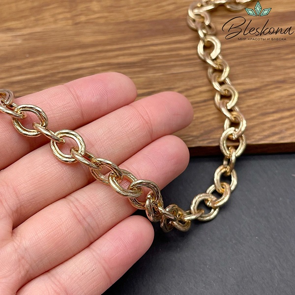 Цепь №47-1 цвет золото 11,5*10 мм