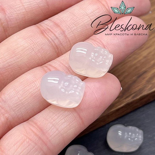 14*10 мм Резная бусина Пи Яо Халцедон