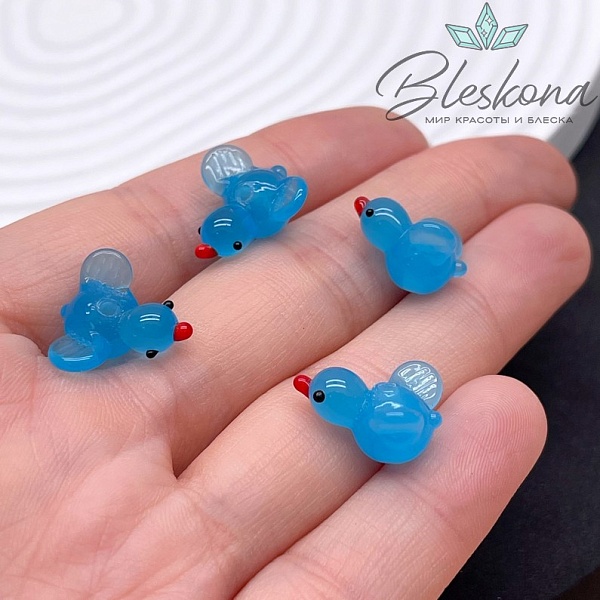 9*17 мм Бусина уточка голубая