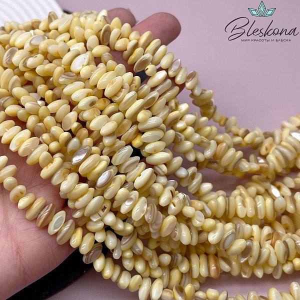 Перламутр рис отверстие поперек, цвет желтый 4*9,5 мм