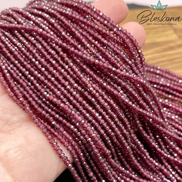 Гранат микроогранка рондель фиолетовый оттенок 2,5*2 мм